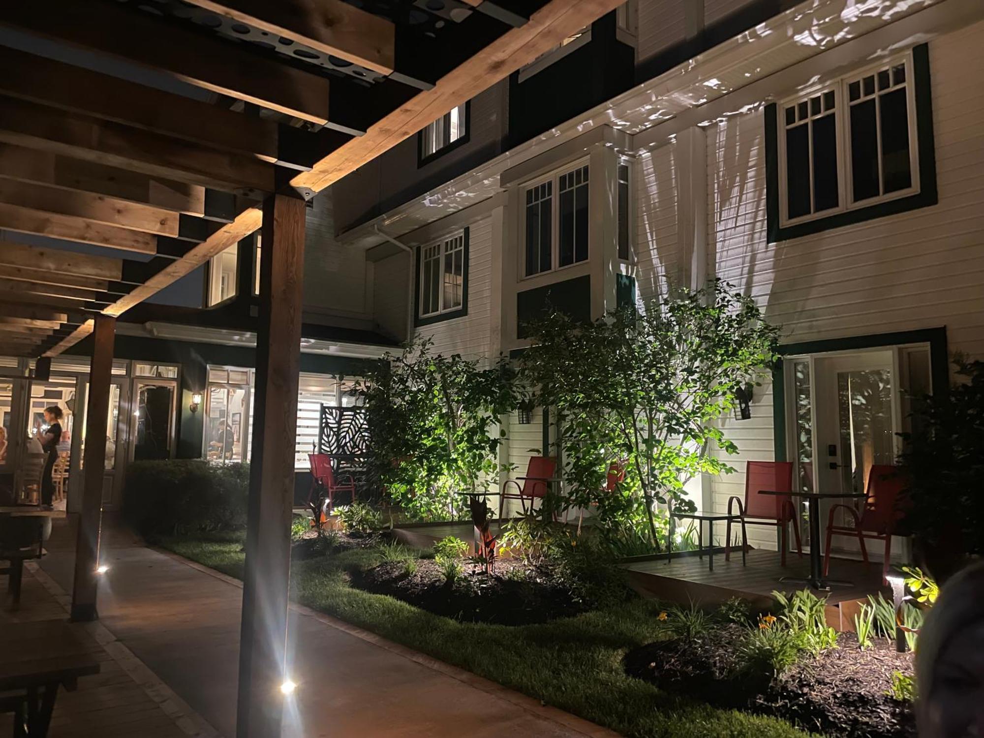 Goeliche Hotel Et Appartement Saint-Laurent-de-l'ile d'Orleans 외부 사진