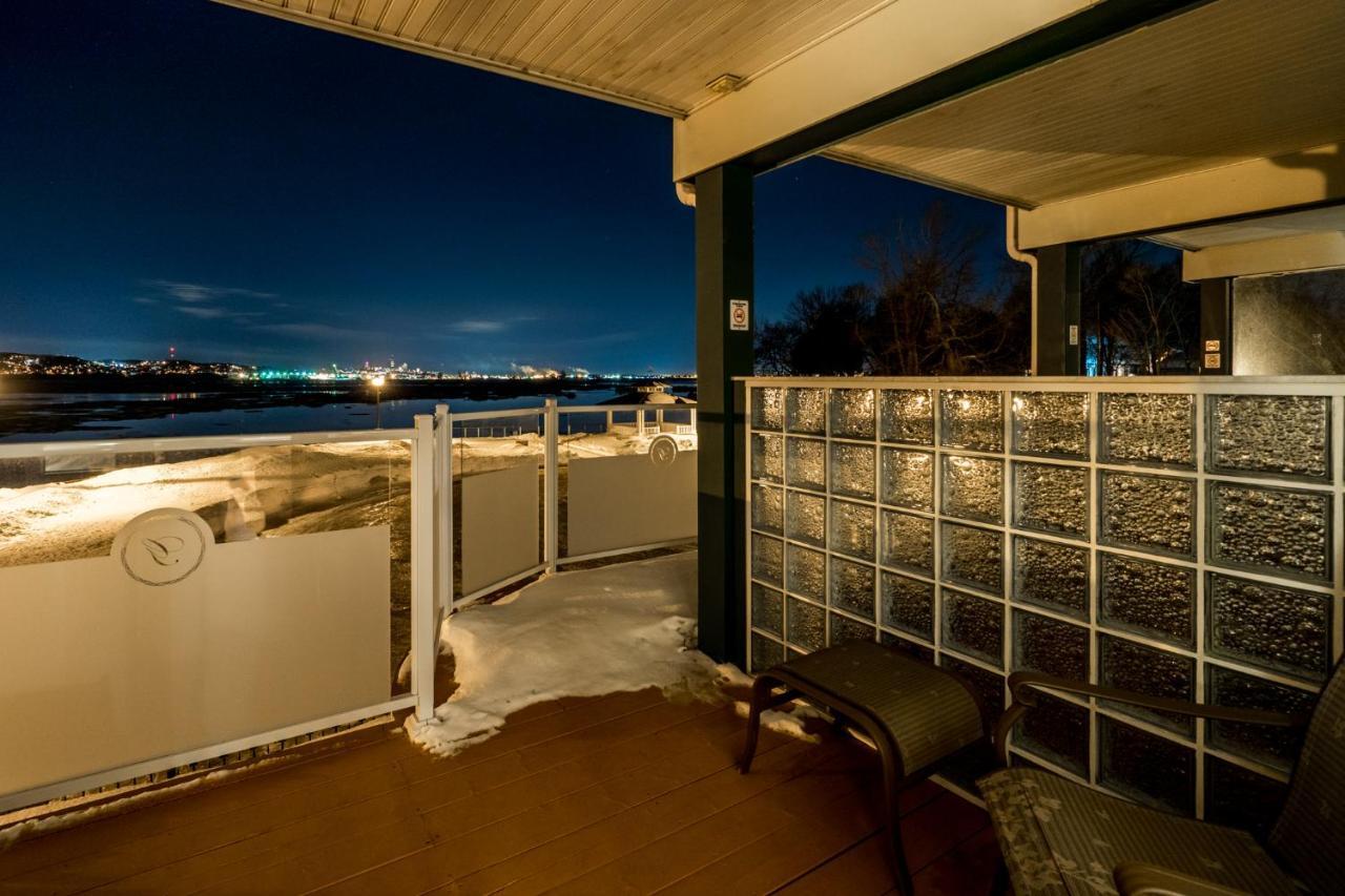 Goeliche Hotel Et Appartement Saint-Laurent-de-l'ile d'Orleans 외부 사진